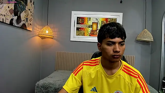 Snapshot of markbowie chatting on 10-09-25, 01:42 markbowie online show from 10-09-25, 01:42