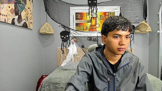 Snapshot of markbowie chatting on 10-18-25, 11:44 markbowie online show from 10-18-25, 11:44