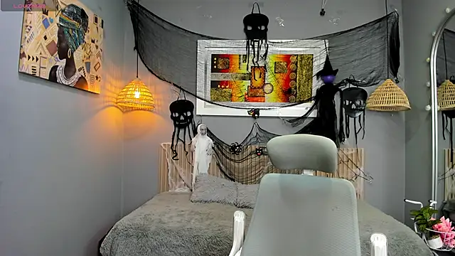 Snapshot of markbowie chatting on 10-26-25, 12:11 markbowie online show from 10-26-25, 12:11