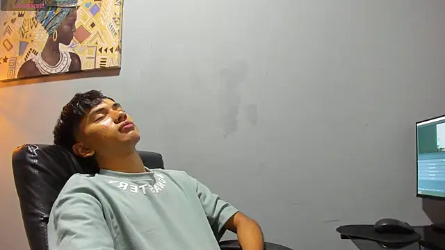 Snapshot of markbowie chatting on 12-03-25, 11:52 markbowie online show from 12-03-25, 11:52