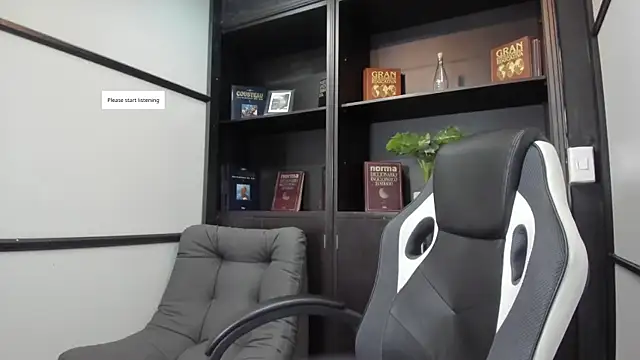 IsaacBlack  online show from 11-06-25, 04:35