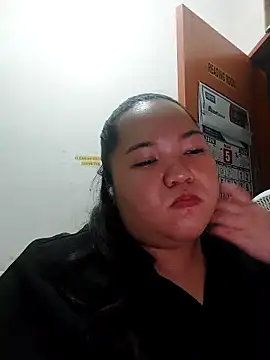 LianaCruzado online show from 05-08-26, 12:54