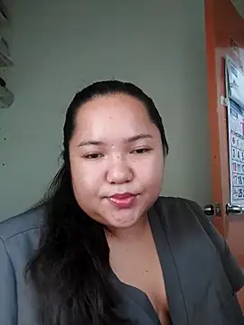 LianaCruzado online show from 05-12-26, 06:43