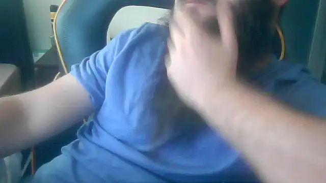 Snapshot of LondonMan1988 chatting on 09-23-25, 11:46 LondonMan1988 online show from 09-23-25, 11:46