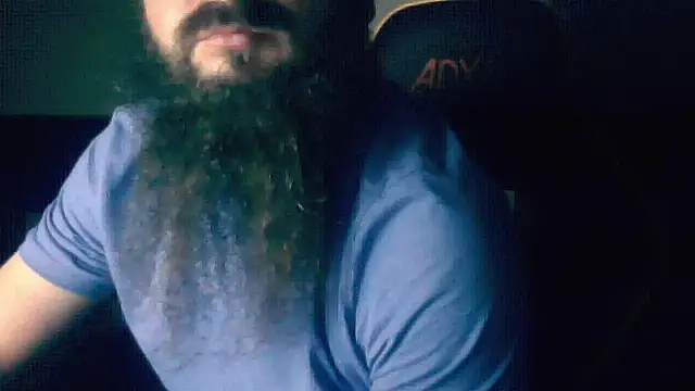 Snapshot of LondonMan1988 chatting on 09-28-25, 06:46 LondonMan1988 online show from 09-28-25, 06:46