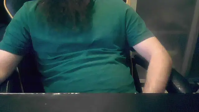 Snapshot of LondonMan1988 chatting on 11-14-25, 05:44 LondonMan1988 online show from 11-14-25, 05:44