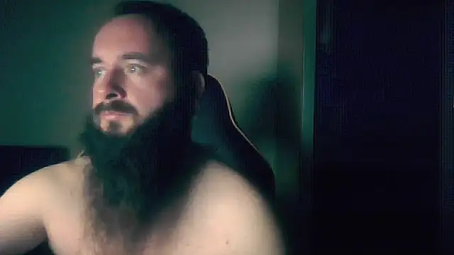 Snapshot of LondonMan1988 chatting on 11-21-25, 04:16 LondonMan1988 online show from 11-21-25, 04:16