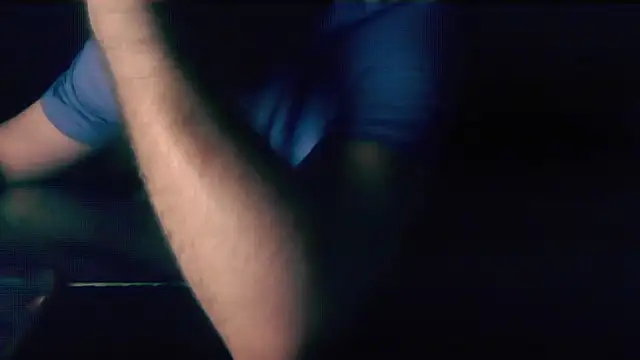 Snapshot of LondonMan1988 chatting on 11-24-25, 05:56 LondonMan1988 online show from 11-24-25, 05:56