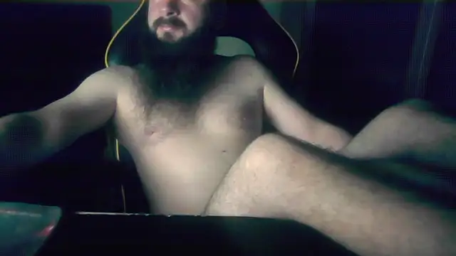 Snapshot of LondonMan1988 chatting on 11-29-25, 10:24 LondonMan1988 online show from 11-29-25, 10:24