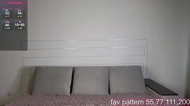 Snapshot of UwuSabrina chatting on 11-16-25, 06:52 UwuSabrina online show from 11-16-25, 06:52