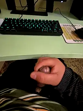 Snapshot of sapasupu6 chatting on 11-10-25, 07:02 sapasupu6 online show from 11-10-25, 07:02