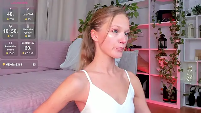 Snapshot of Kara_smalltits chatting on 12-01-25, 11:59 Kara smalltits online show from 12-01-25, 11:59