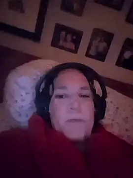 forbiddenbabygirl online show from 10-31-25, 04:02