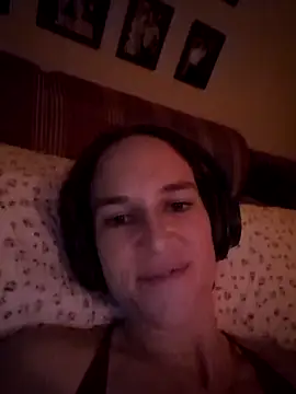 forbiddenbabygirl online show from 11-05-25, 04:45