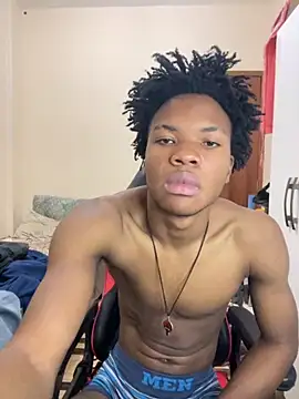 Snapshot of eunegrao chatting on 09-18-25, 02:57 eunegrao online show from 09-18-25, 02:57