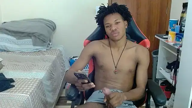 Snapshot of eunegrao chatting on 10-24-25, 03:25 eunegrao online show from 10-24-25, 03:25