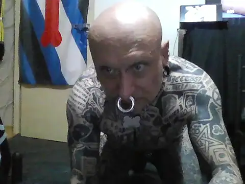 Snapshot of object857 chatting on 10-11-25, 05:55 object857 online show from 10-11-25, 05:55