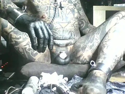 Snapshot of object857 chatting on 11-01-25, 12:01 object857 online show from 11-01-25, 12:01