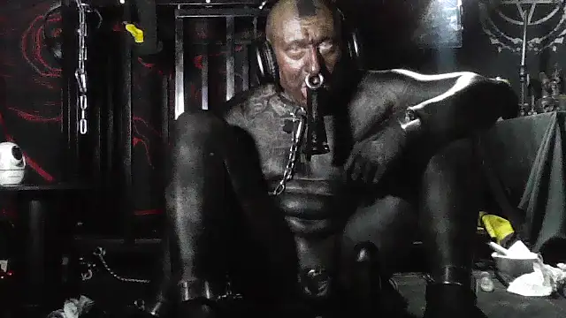 Snapshot of object857 chatting on 03-31-26, 02:46 object857 online show from 03-31-26, 02:46