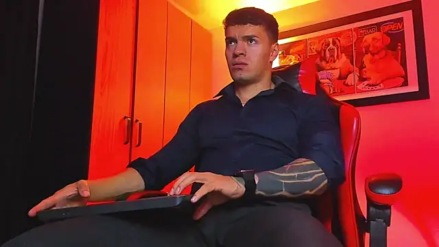 ALPHA DOMINUS  online show from 12-01-25, 03:44