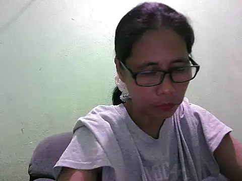 HotLadyPinay32 online show from 03-21-26, 10:24