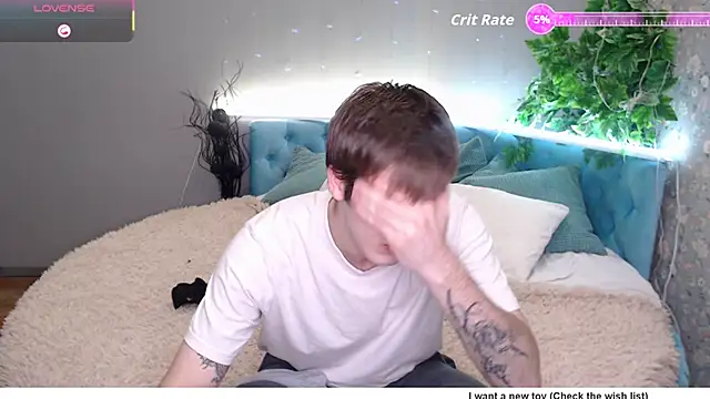 KiskaKurt online show from 09-24-25, 08:12