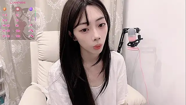 tuantuanle online show from 02-05-26, 02:33