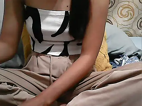 Snapshot of sexyasian_lady chatting on 03-13-26, 04:13 sexyasian lady online show from 03-13-26, 04:13