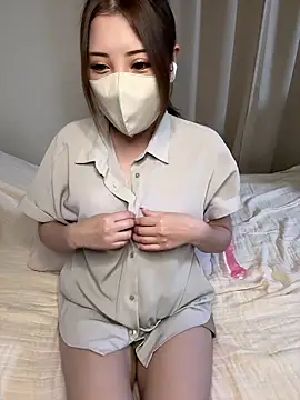 Snapshot of _Kaori chatting on 10-18-25, 09:21  Kaori online show from 10-18-25, 09:21