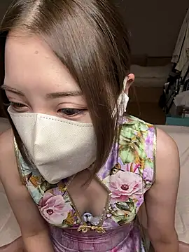 Snapshot of _Kaori chatting on 10-30-25, 04:08  Kaori online show from 10-30-25, 04:08