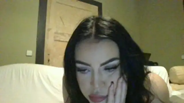 Snapshot of Valeria_xoxo chatting on 01-14-26, 01:55 Valeria xoxo online show from 01-14-26, 01:55