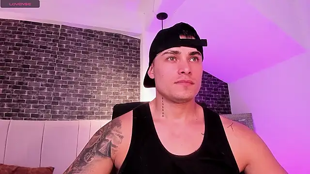 Snapshot of connorsmiith chatting on 03-04-26, 03:07 connorsmiith online show from 03-04-26, 03:07