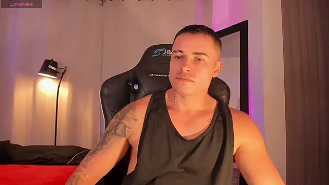 connorsmiith online show from 07-05-26, 04:19