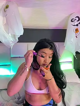 BellaFernandez   online show from 10-29-25, 11:56