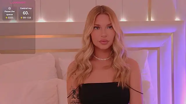 Snapshot of AriellaMelo chatting on 09-13-25, 05:51 AriellaMelo online show from 09-13-25, 05:51