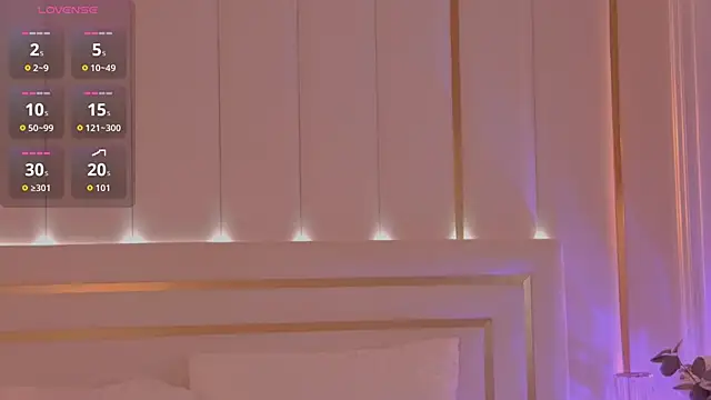 Snapshot of AriellaMelo chatting on 09-19-25, 06:04 AriellaMelo online show from 09-19-25, 06:04