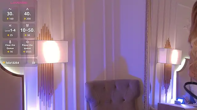 Snapshot of AriellaMelo chatting on 11-21-25, 06:01 AriellaMelo online show from 11-21-25, 06:01