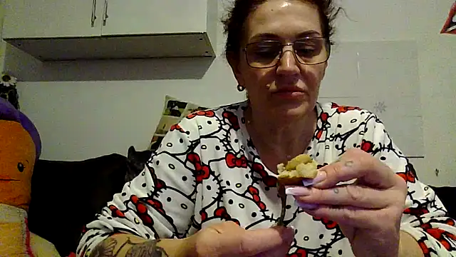 RubyyRosee online show from 02-15-26, 09:41