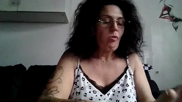 RubyyRosee online show from 06-28-26, 05:46