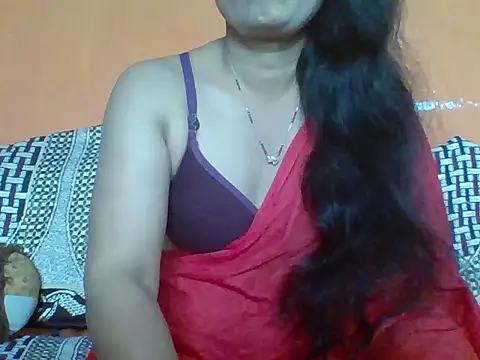 Snapshot of Marathi_q4een01 chatting on 11-03-25, 04:58 Marathi q4een01 online show from 11-03-25, 04:58