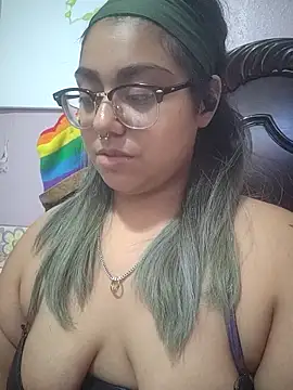 Lovelyrainn online show from 11-01-25, 01:18