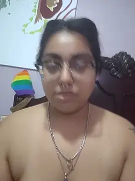 Lovelyrainn online show from 11-17-25, 02:17