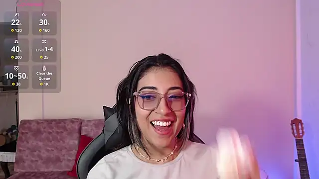 Susanahendrix online show from 04-16-26, 09:39