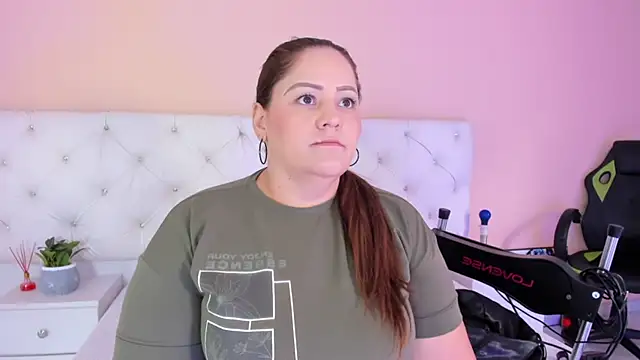 katte landerr online show from 10-04-25, 01:31