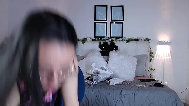 Megan 05  online show from 11-24-25, 06:51