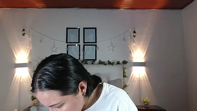 Megan 05  online show from 03-30-26, 09:27