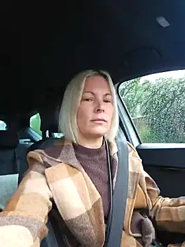 Sunny-Sin online show from 10-04-25, 08:01