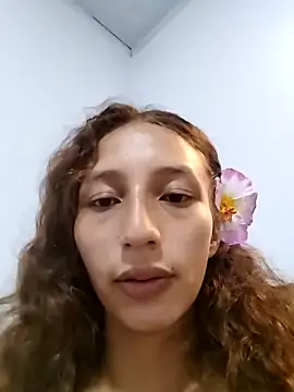 amelie sex online show from 04-15-26, 06:04