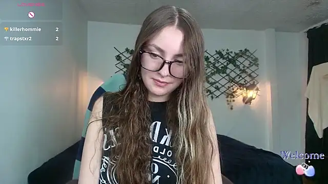 velvet  moon online show from 04-05-26, 12:08