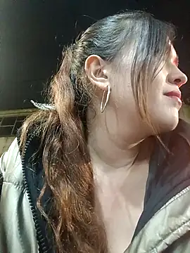 miss berlyn online show from 12-05-25, 02:31